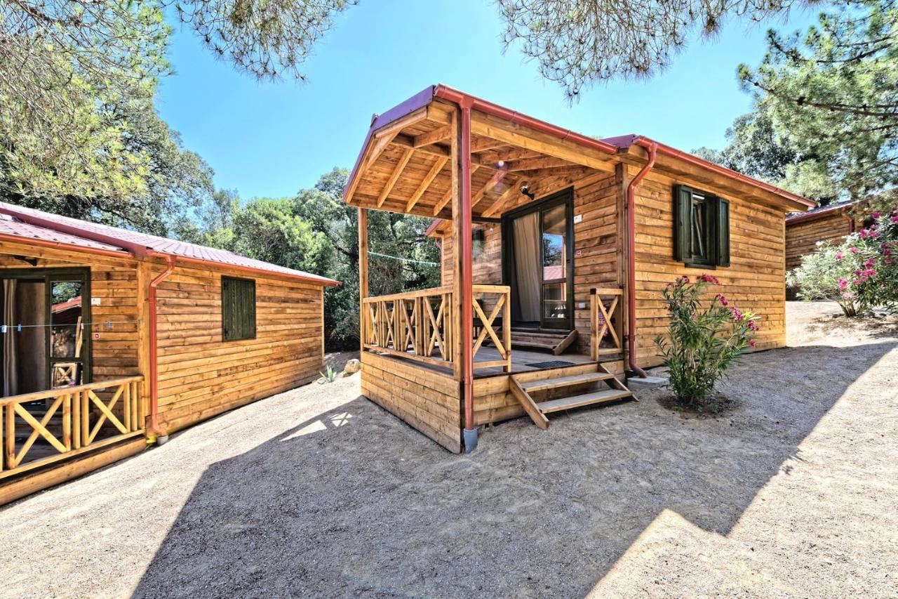 Feriendorf La Mora Calvi  Bagian luar foto